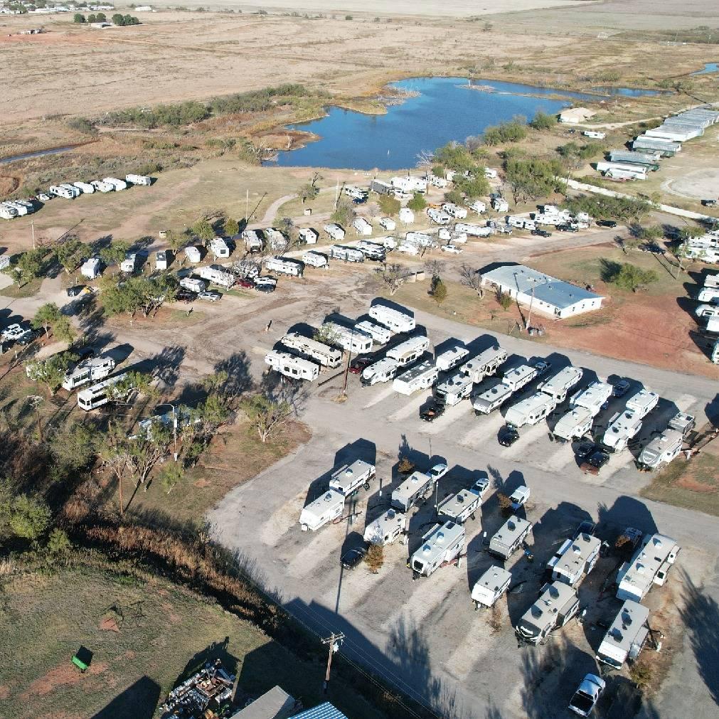 Premium bathhouse and lounge chairs at Possum Kingdom RV Resort