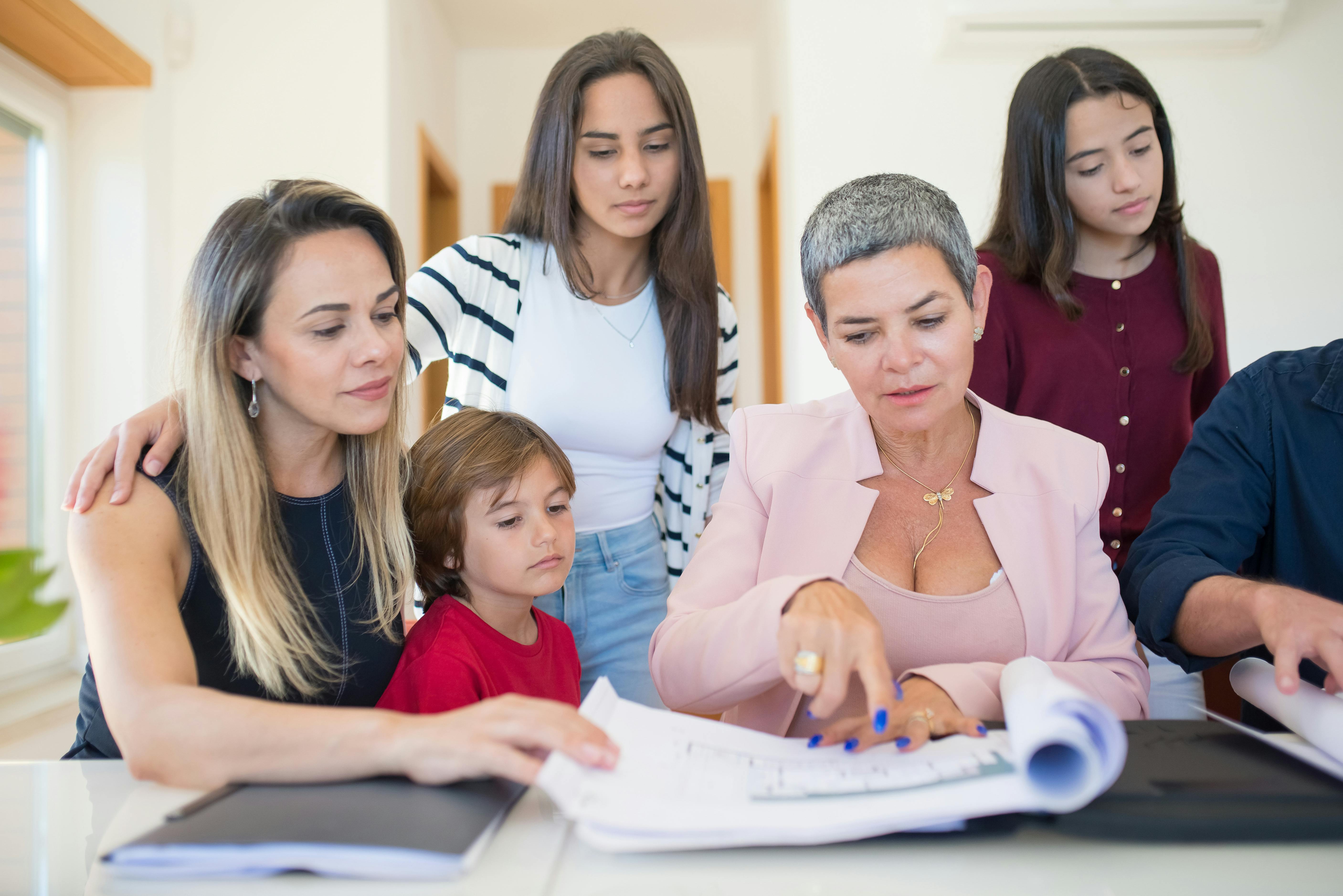 Illustration of executor and family receiving guidance during the probate process