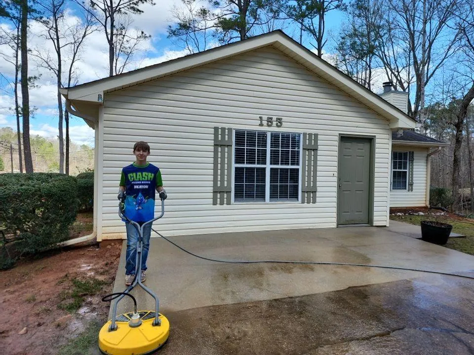 Professional Concrete Cleaning  Lake Martin, Alabama