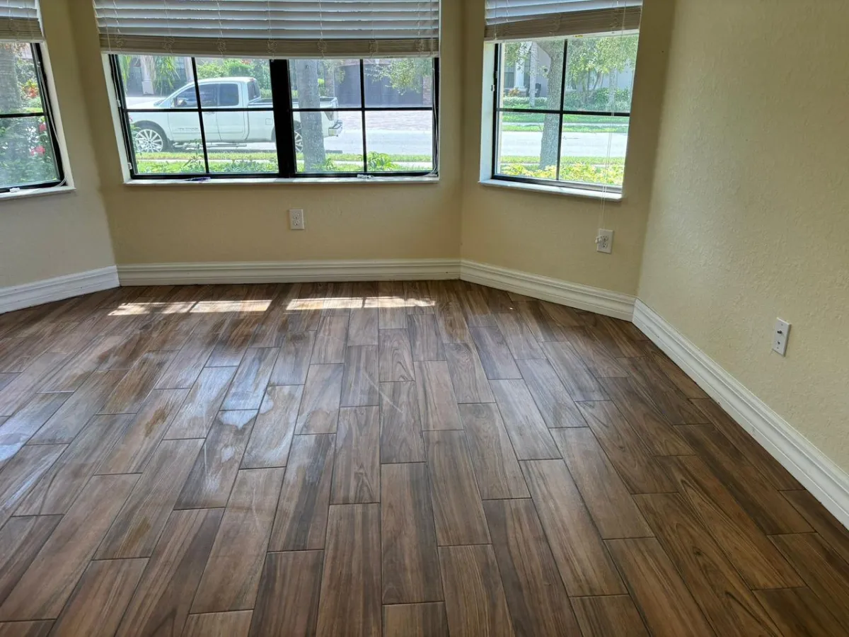 Baseboard flooring Sarasota Florida