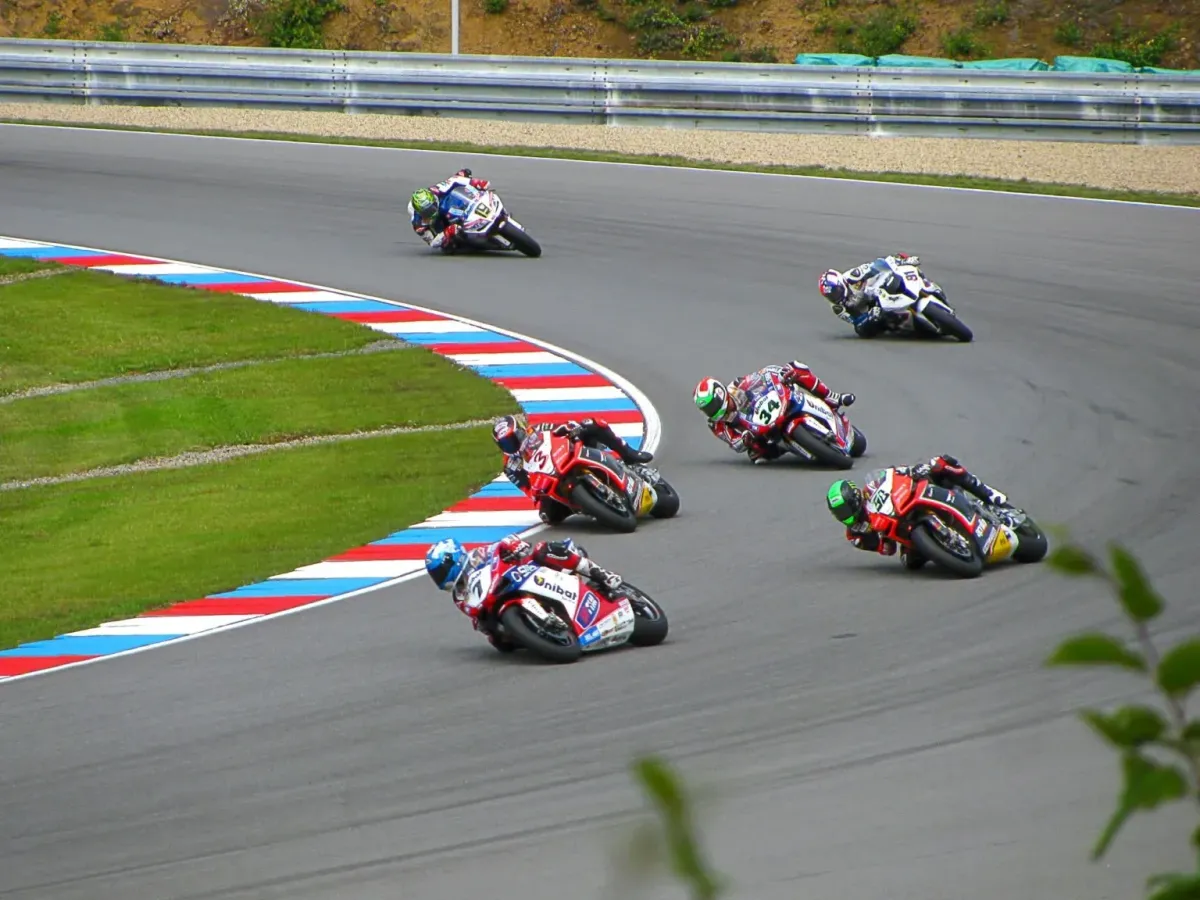 Isle of Man TT 2026 FAQs: Shipping & Travel | Get Routed