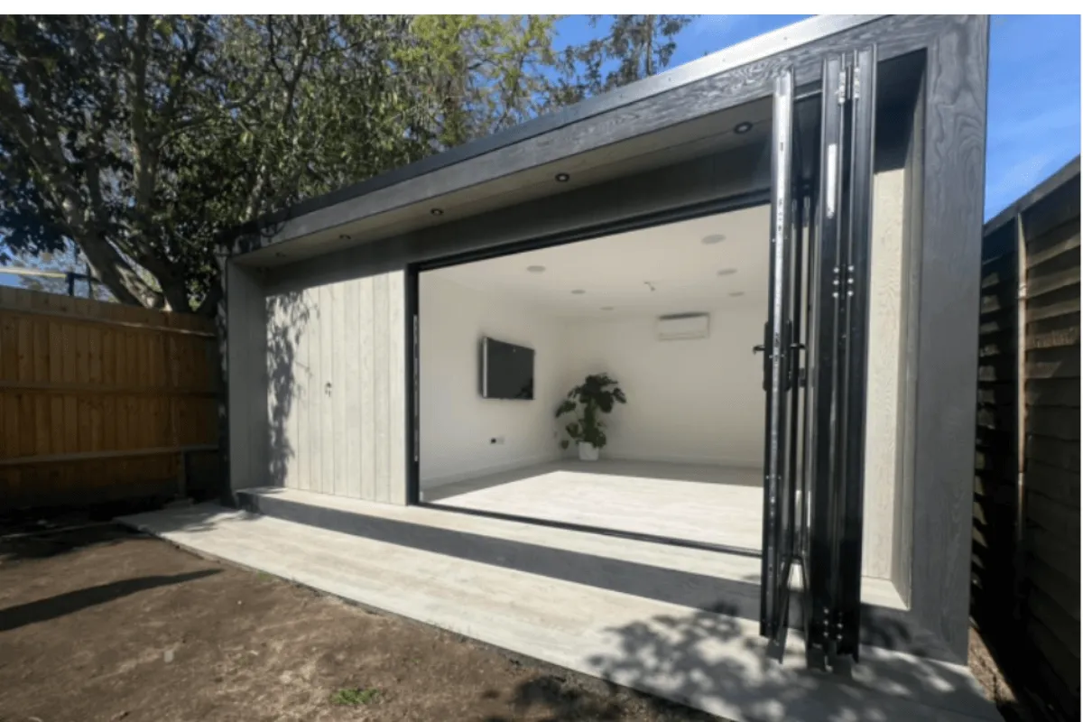 garden room installers Surrey