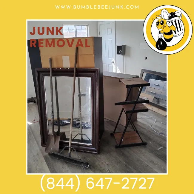 Bulk Trash Pickup Near Sun Valley - BumbleBee Junk