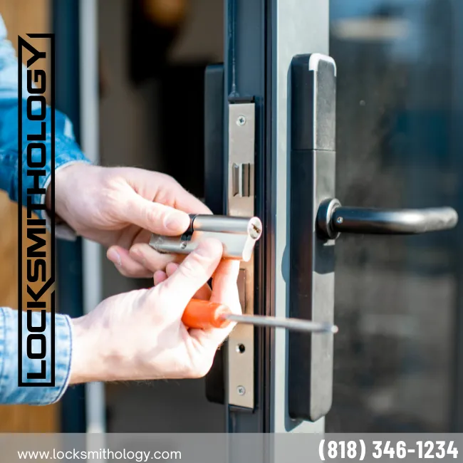 locksmith near Van nuys - Locksmithology