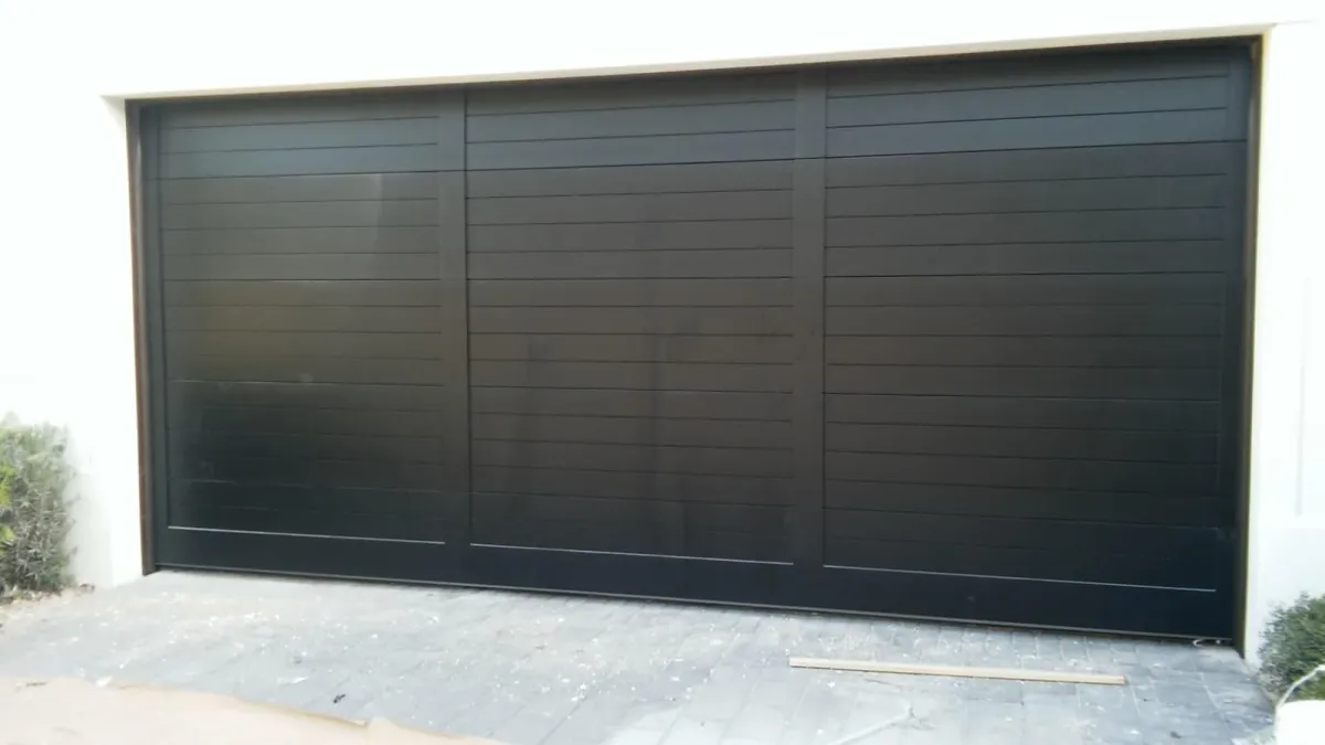 Sebring garage door