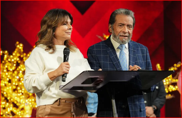 Logotipo institucional estilizado horizontal