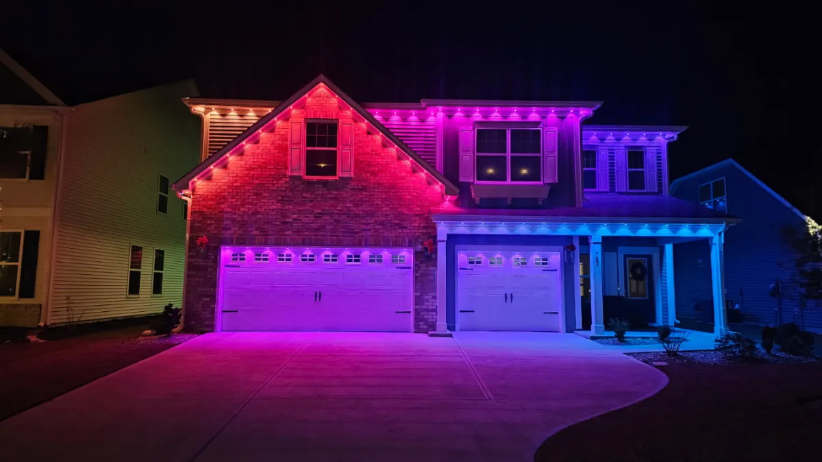 A nice 2 story home with some woods in the backdrop in South Carolina.