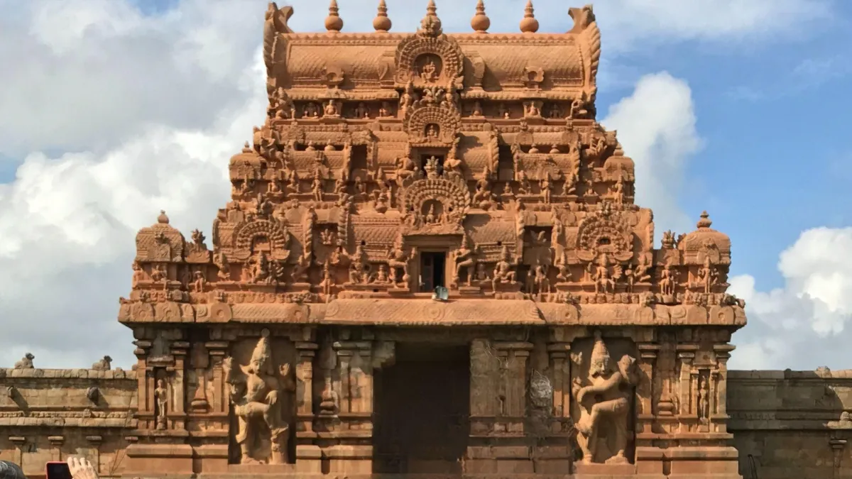 Brihadeeswarar Temple Cultural Legacy Thanjavur India Dean Foster 