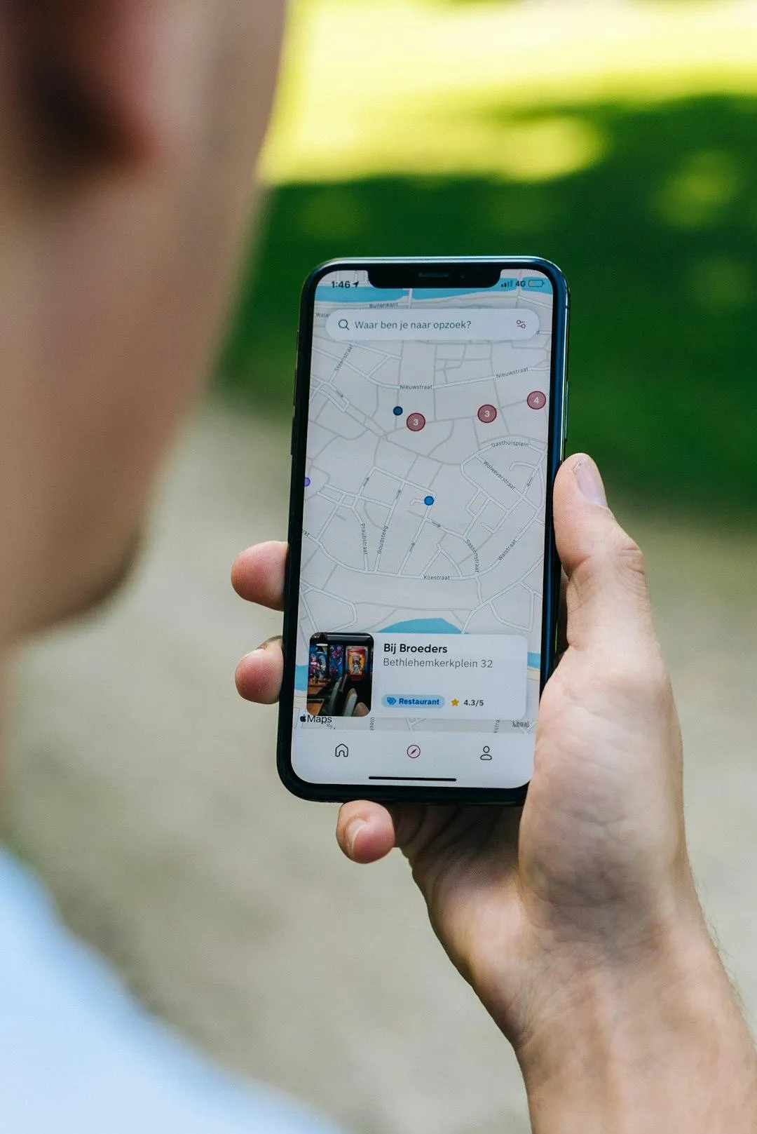 worm's eye-view photography of ceiling
