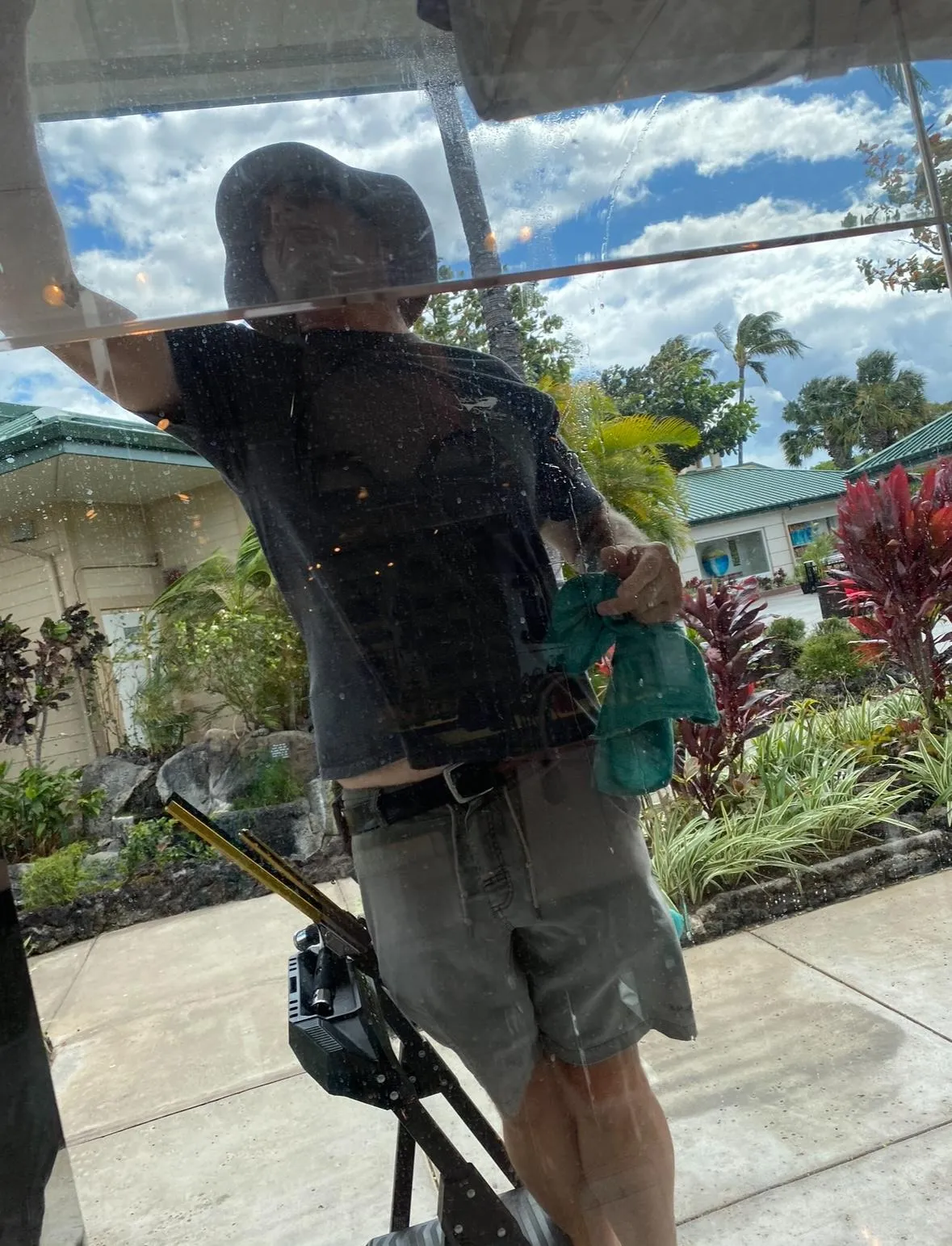 Window Cleaning in Kailua-Kona