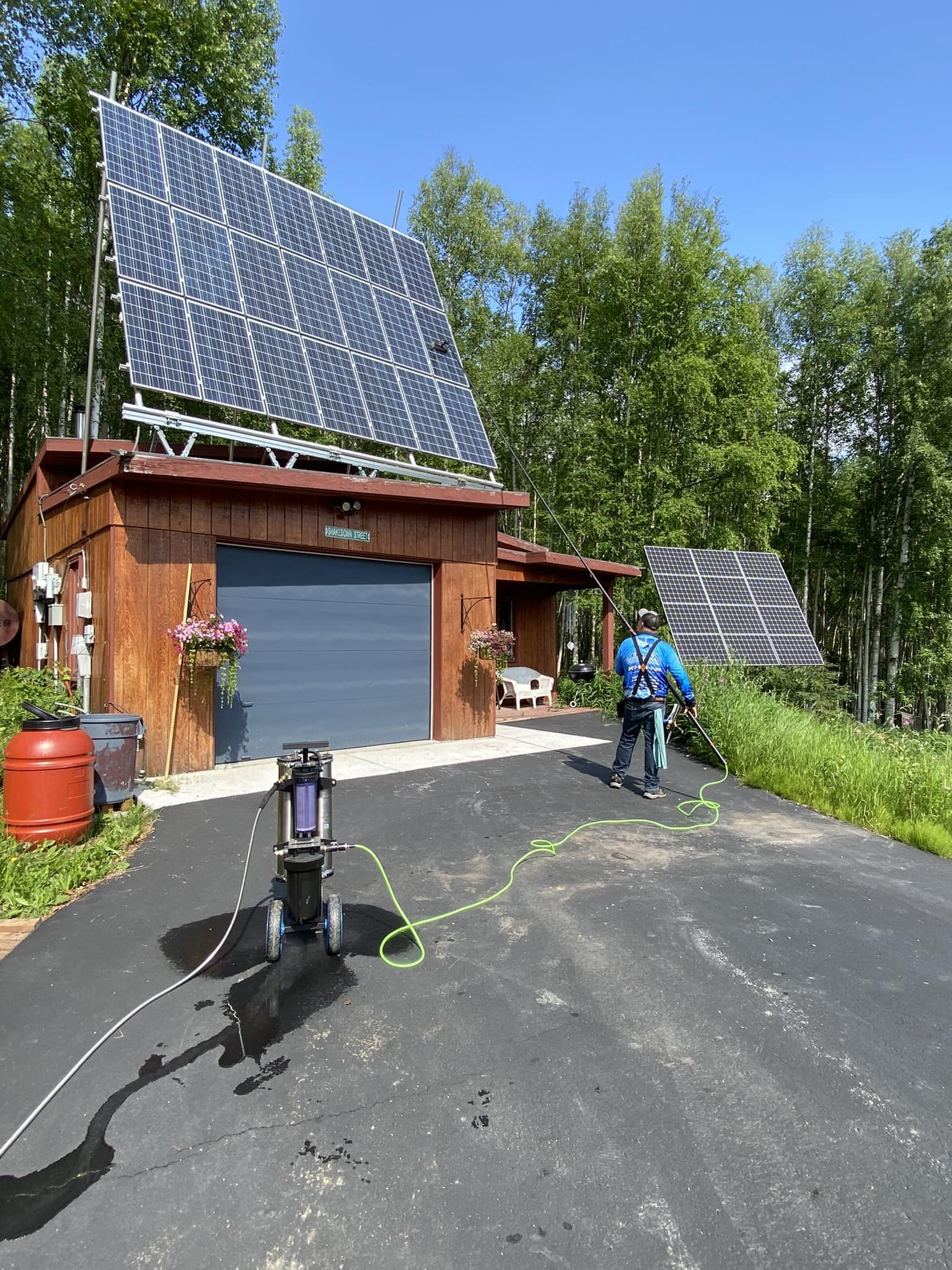 Solar Cleaning in Kailua-Kona