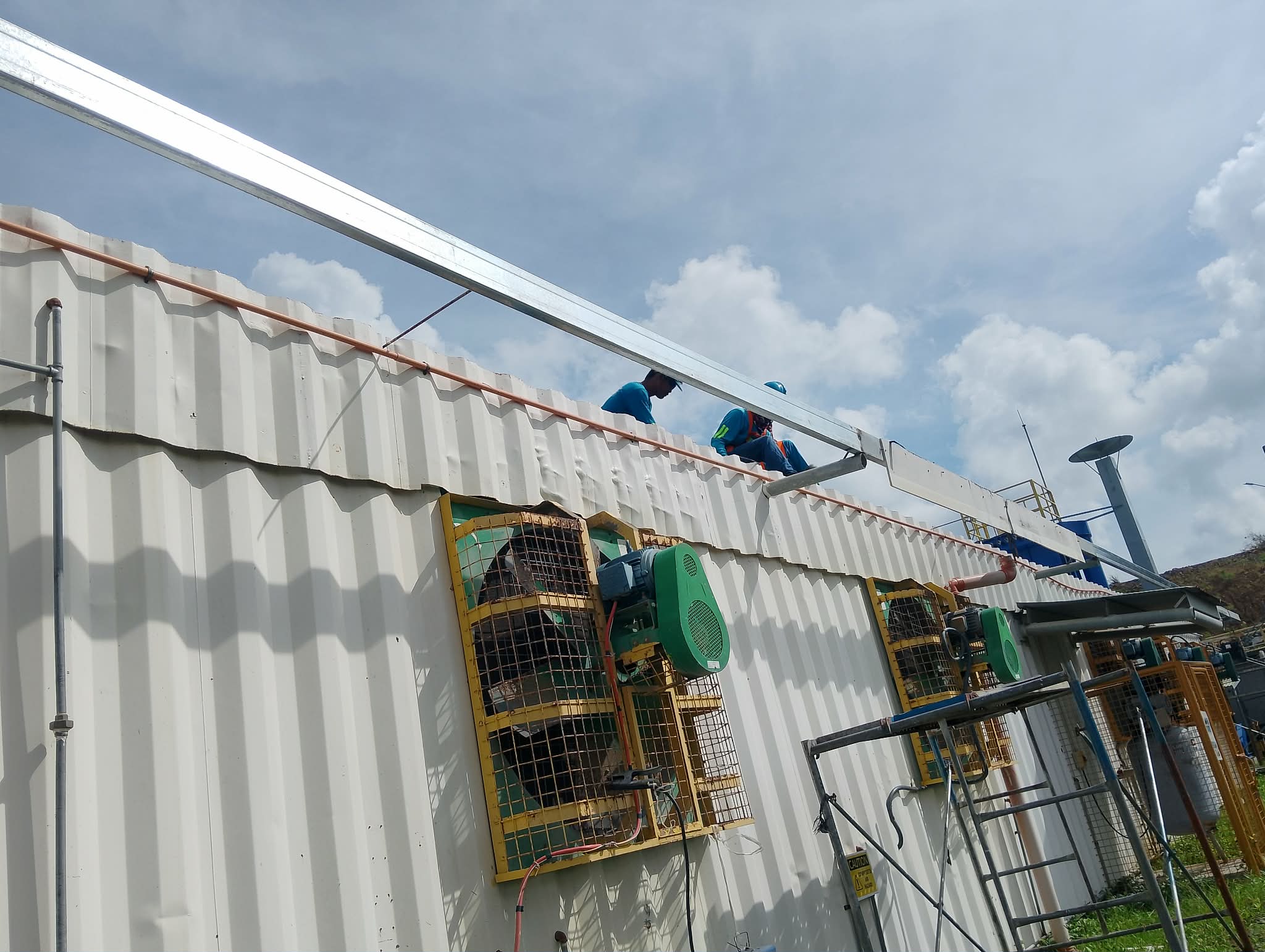 School Building Aroroy