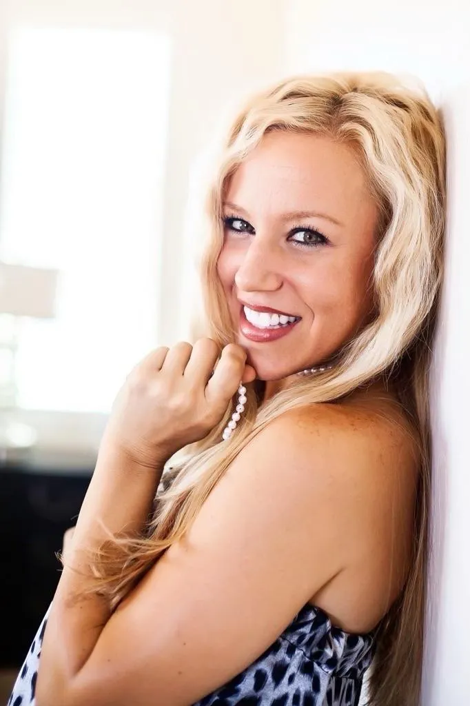 picture of Whitney the business owner 