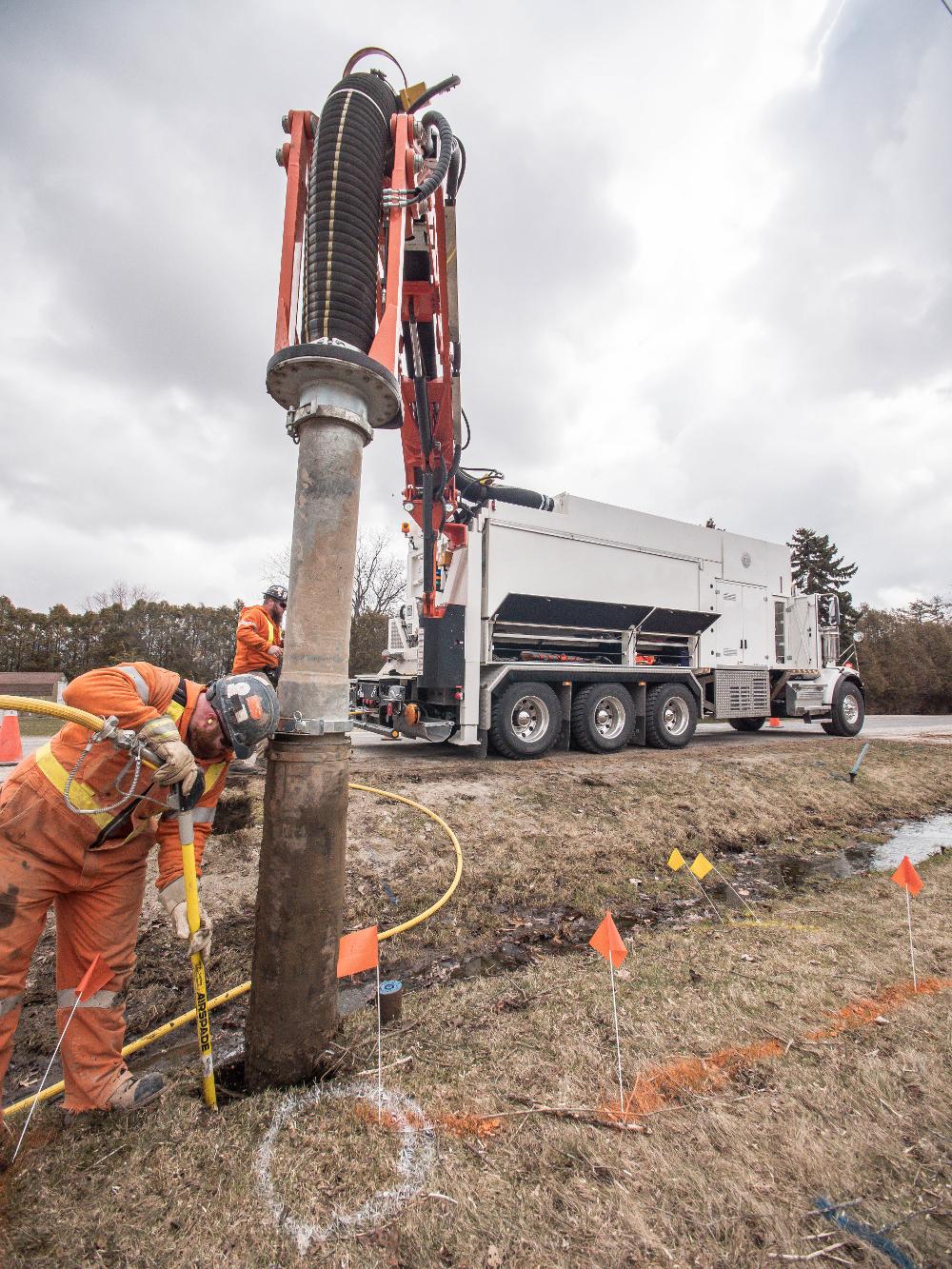  Hydrovac & Vacuum Truck