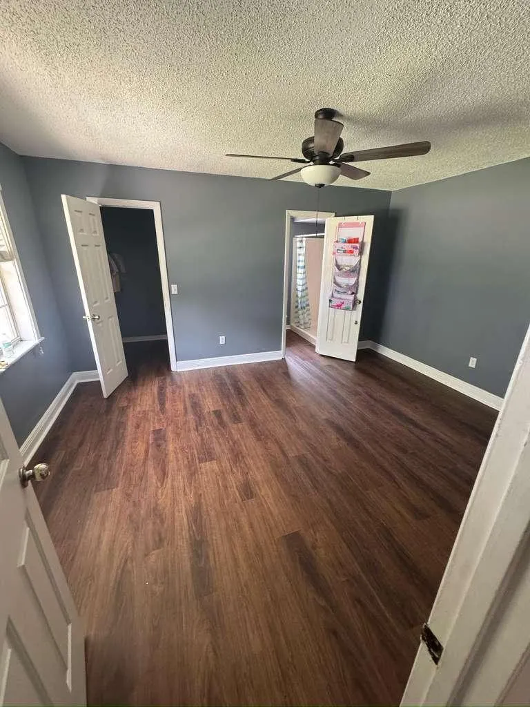 green and white tile flooring