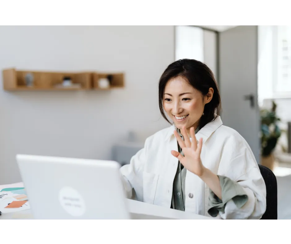 worm's eye-view photography of ceiling