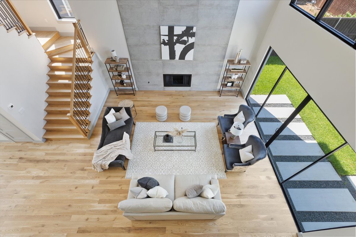 Top Spring Color Palettes for Home Staging in DFW