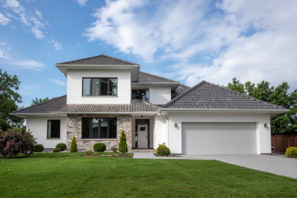 How to Choose the Right Construction Contractor in Mason City