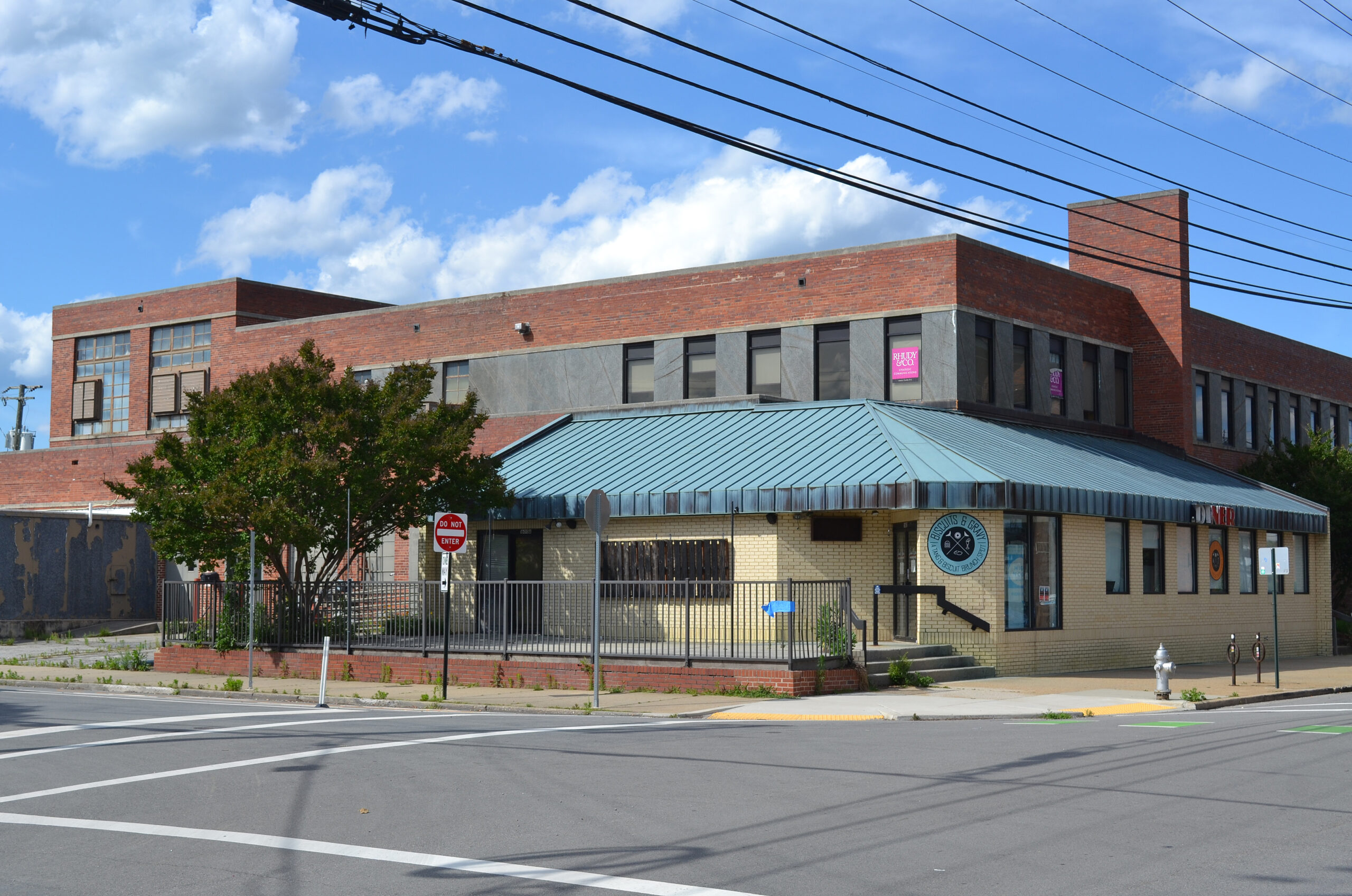 Scott’s Addition in Richmond, Virginia 🚗🍻 | The Ultimate Local Guide to One of Richmond’s Trendiest Districts