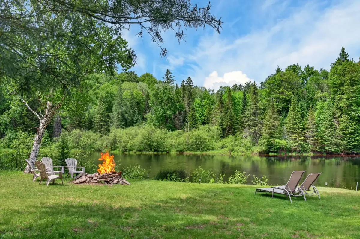 Campfires at a Muskoka cottage this fall