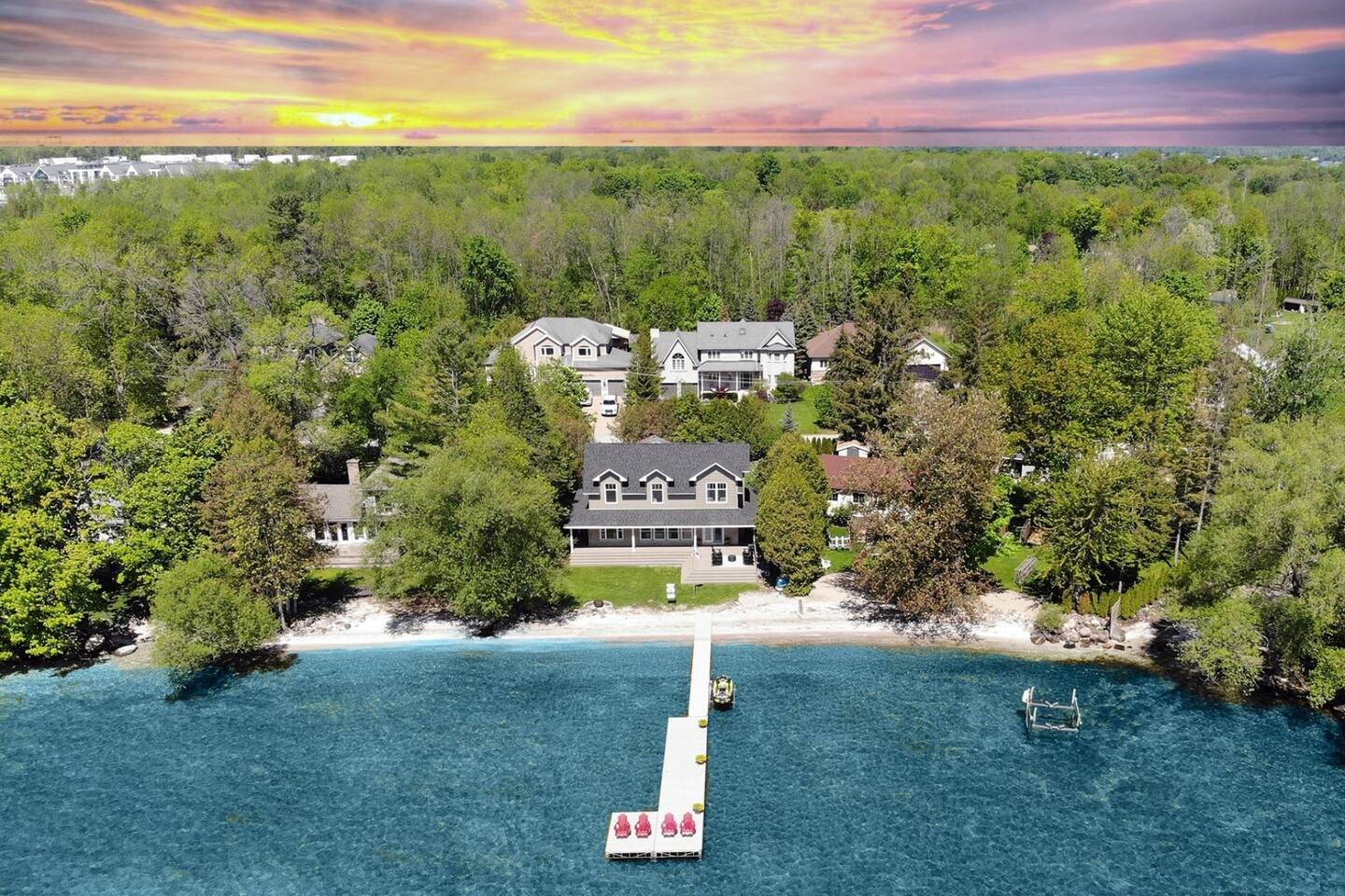 Innisfil Lake Simcoe Lakehouse: From $78K Self-Managed to $150K Booked