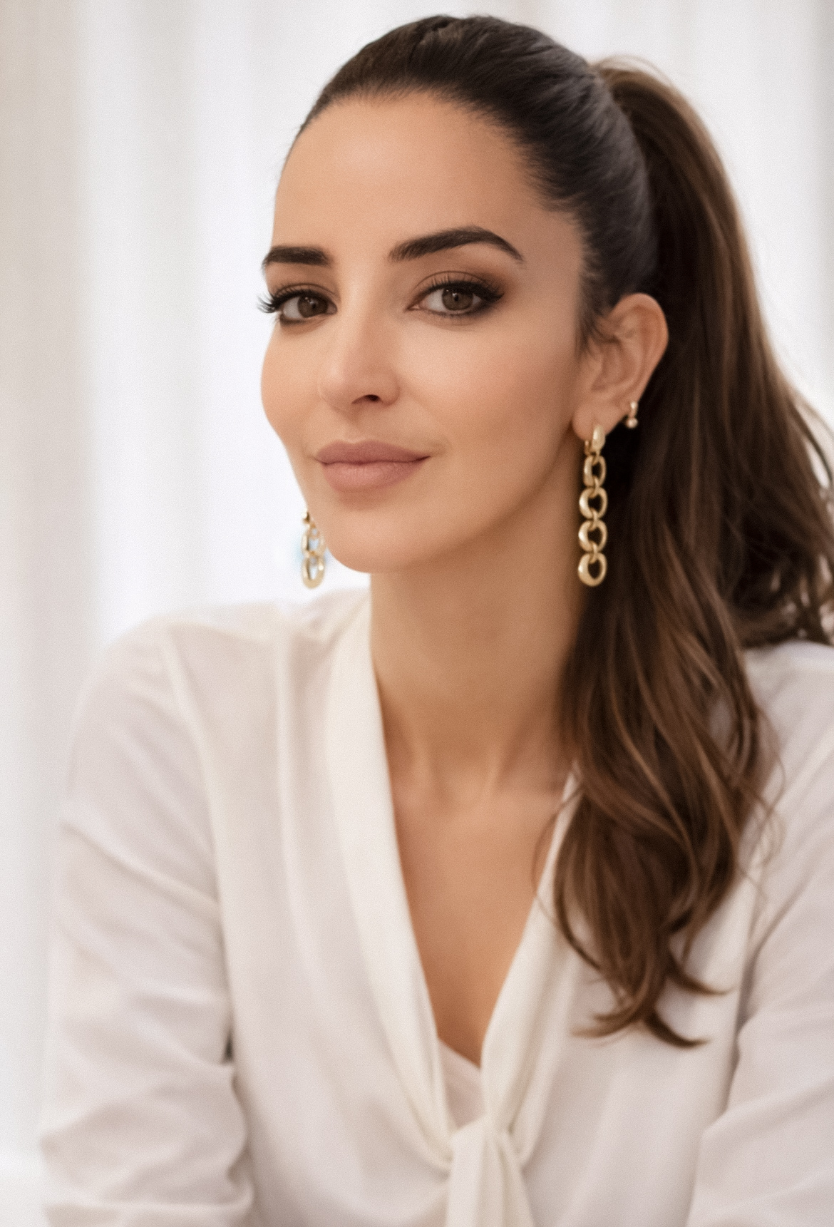 Microblading ultra naturel Paris 75017 – Avant et après microblading sourcil