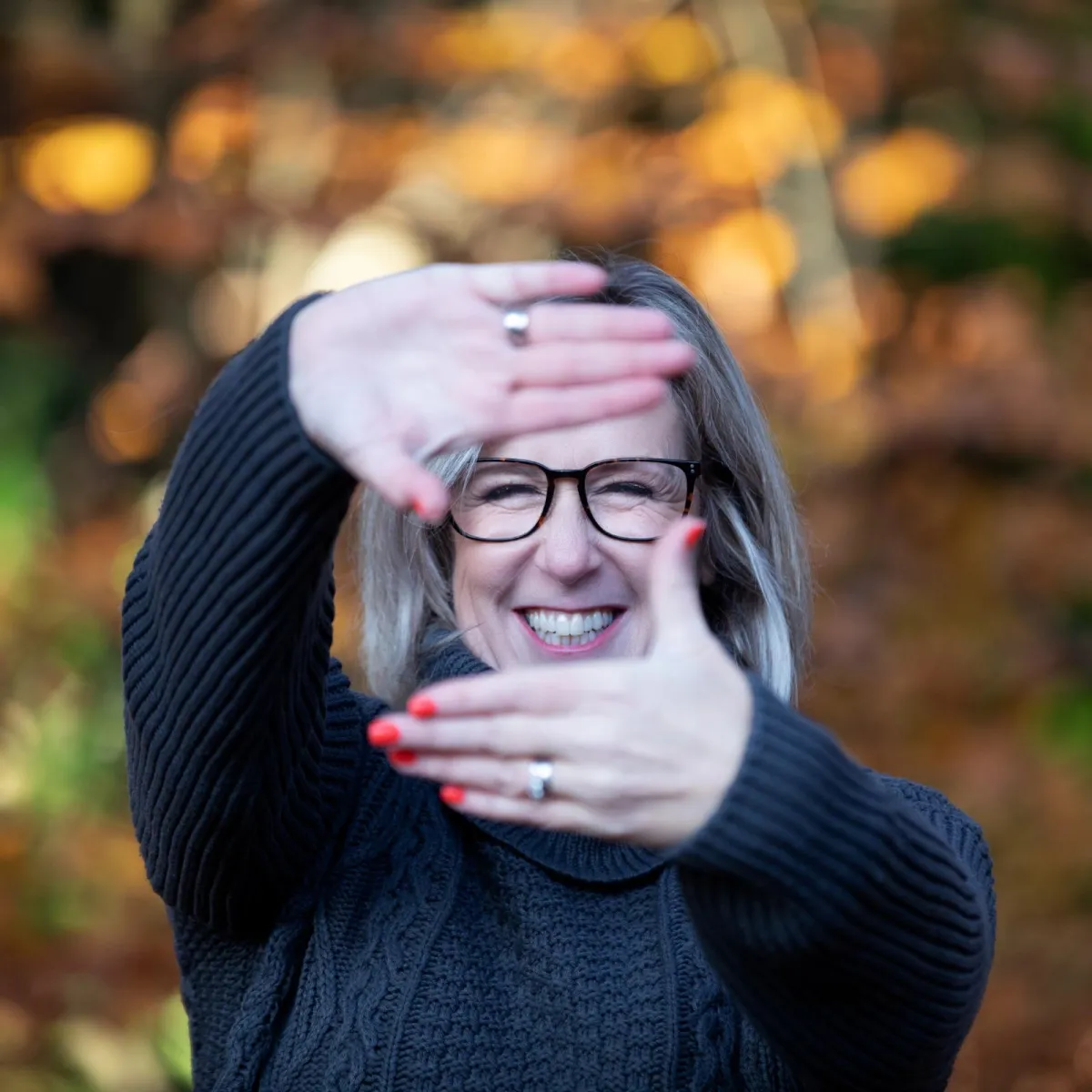 Jules Kely outside in the fall