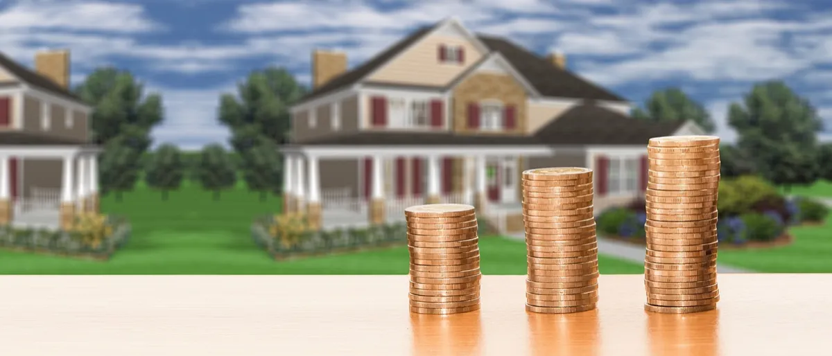 North Phoenix home exterior illustrating the cost of owning a home in Phoenix, including taxes, insurance and HOA fees
