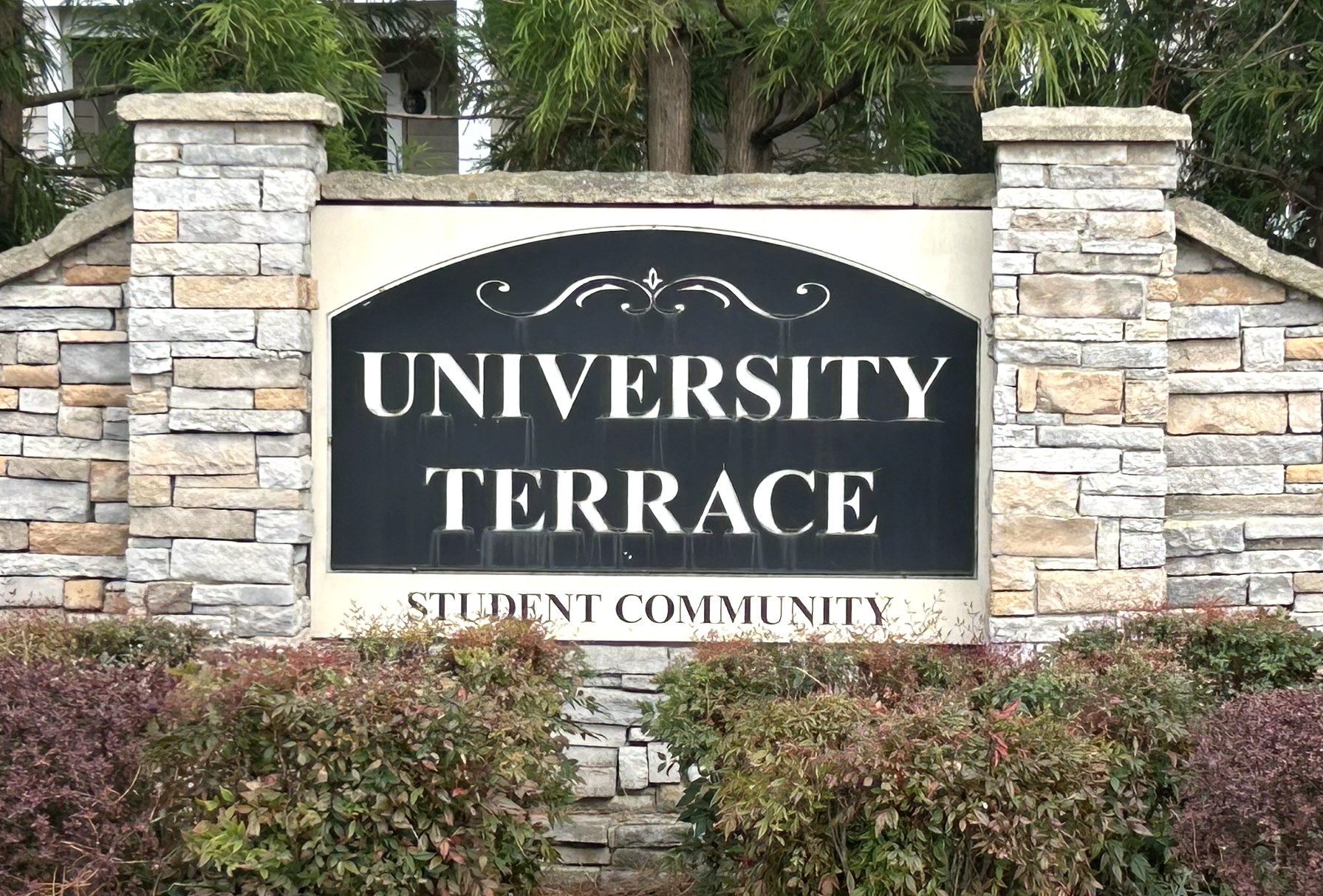 white wooden table with chairs