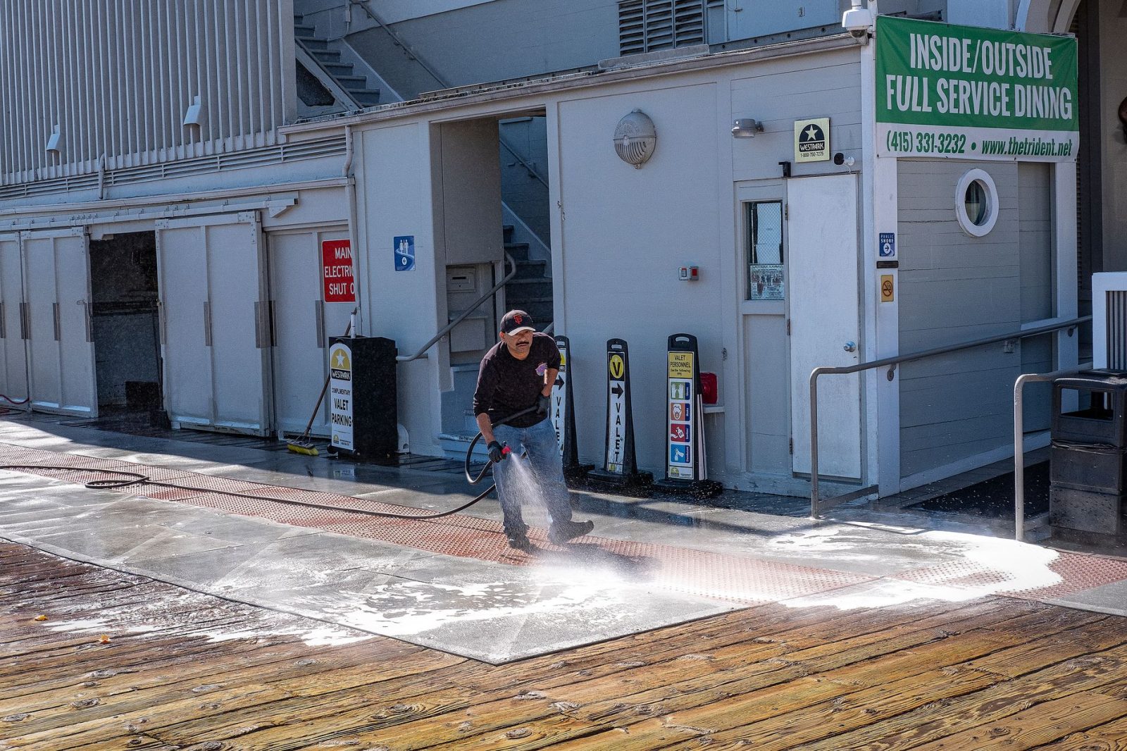 Pressure Washing in Fort Walton Beach