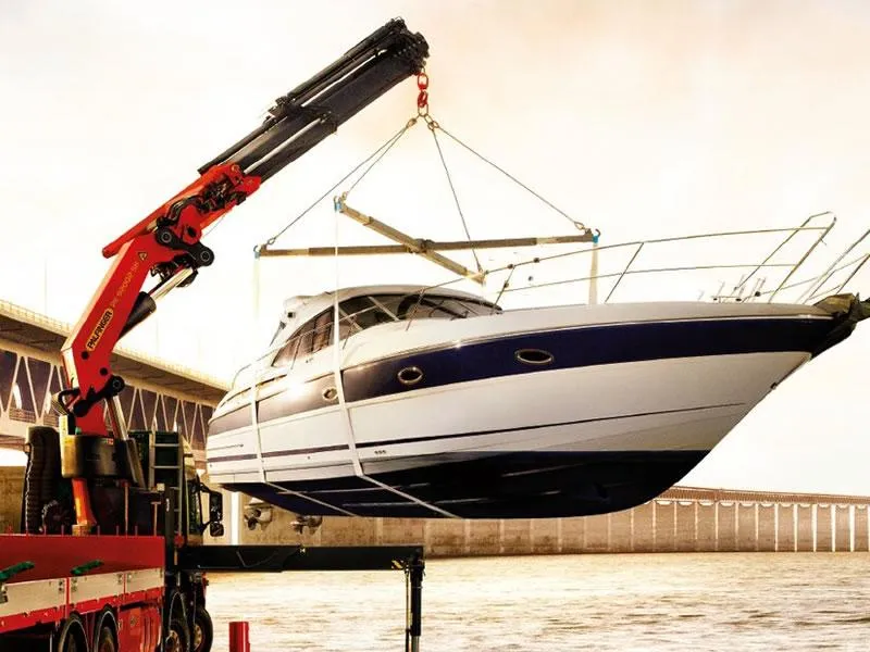 Boat and Watercraft Handling Crane Rental