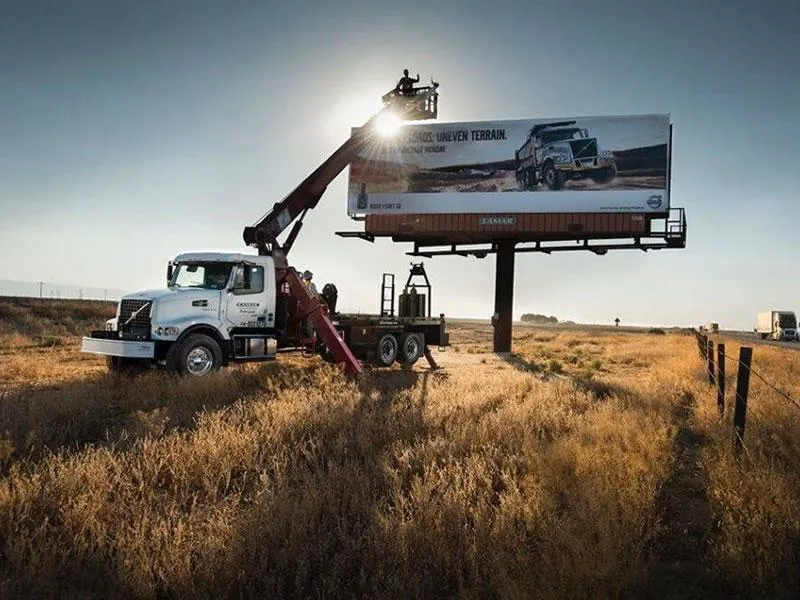 Billboard Maintenance Crane Rental