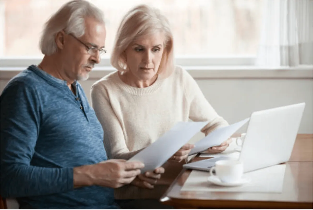 Old couple talking about the options