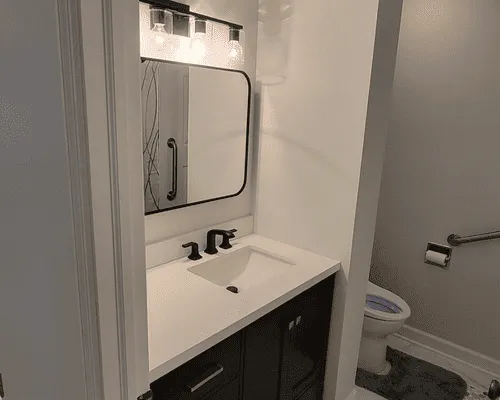 {{ custom_values.service_1 }} in {{custom_values.biz_area_1})