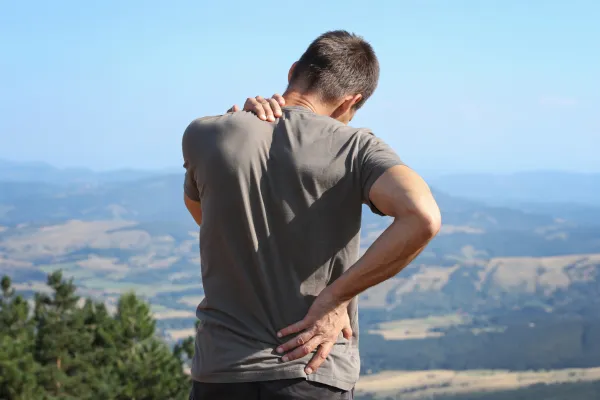 Low Back Pain: Common Causes, Symptoms and When to See a Physiotherapist