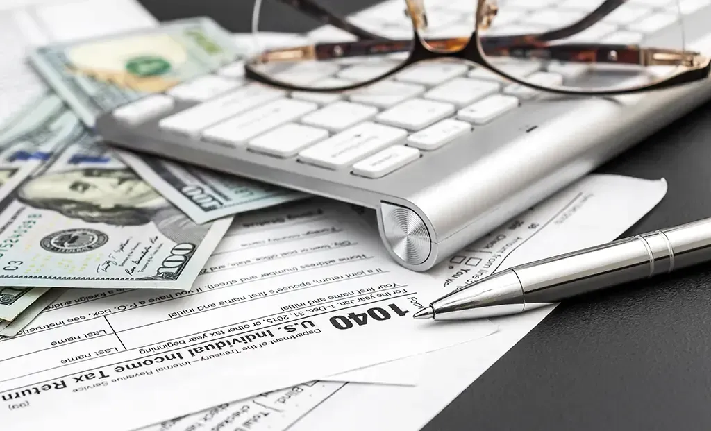 blue and black city buildings photography