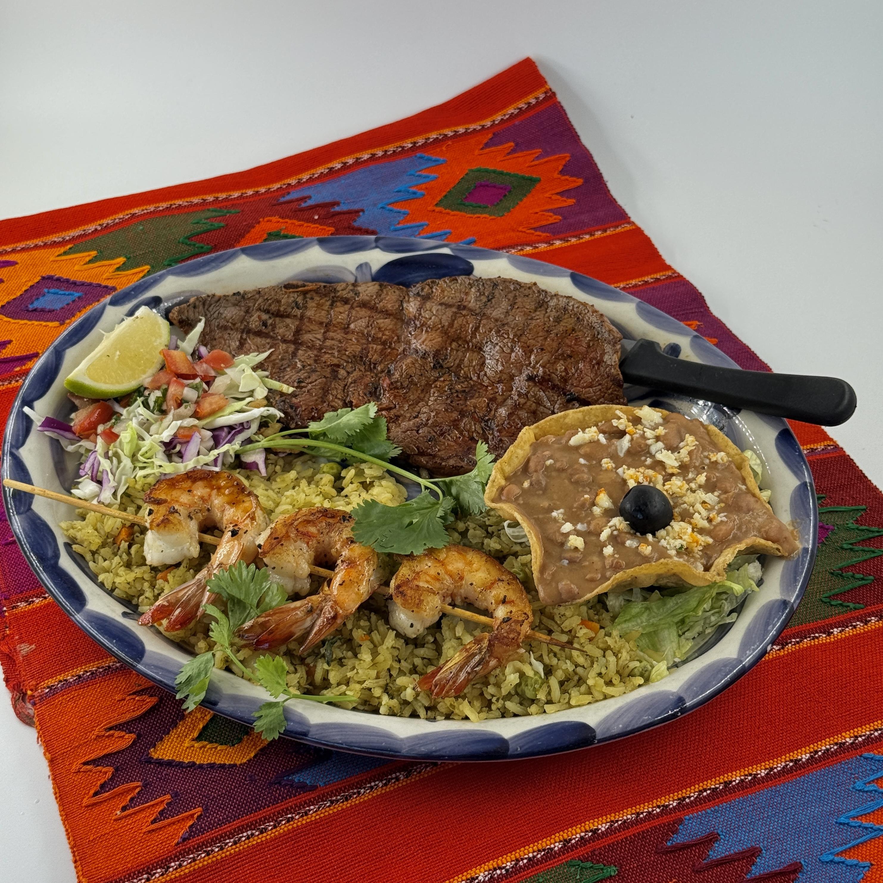 Casa de Pico carne asada y camarones with rice, Pico beans and tortillas