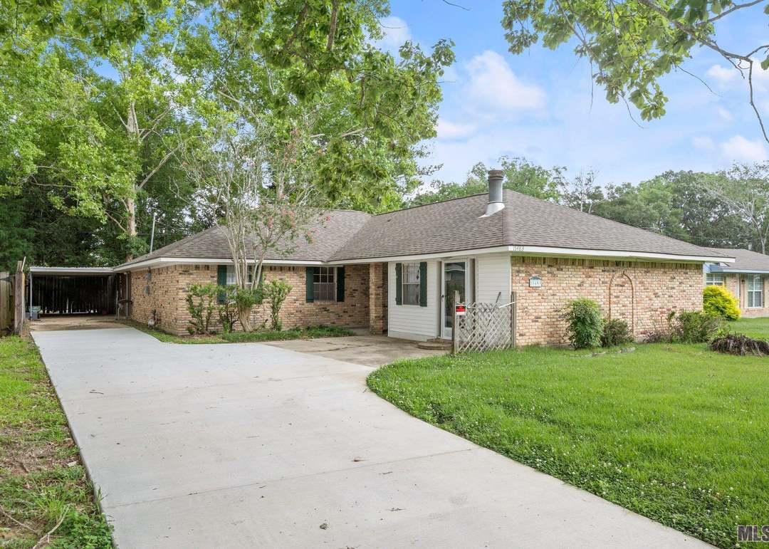 Baton Rouge Concrete builds and installs Driveway