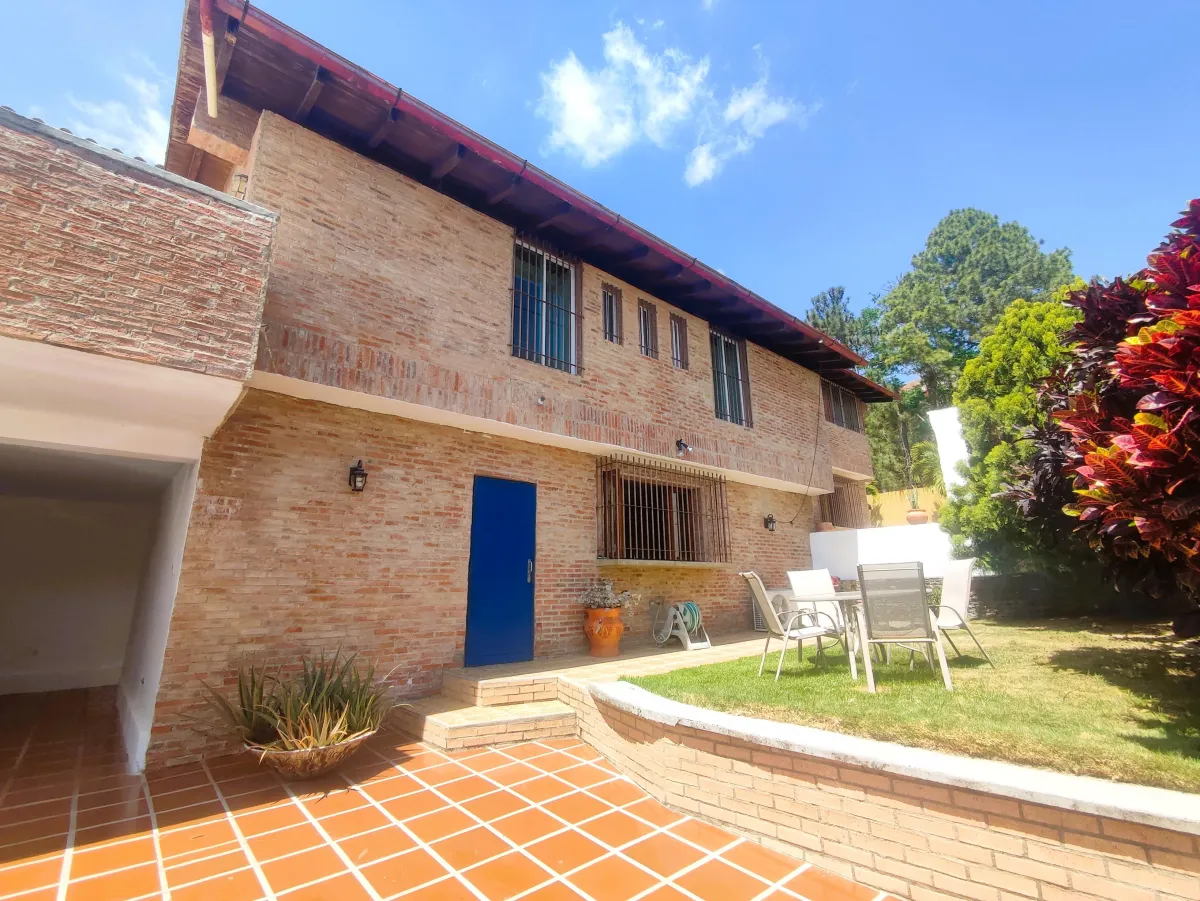 jcastrorealty.com/bienesraices