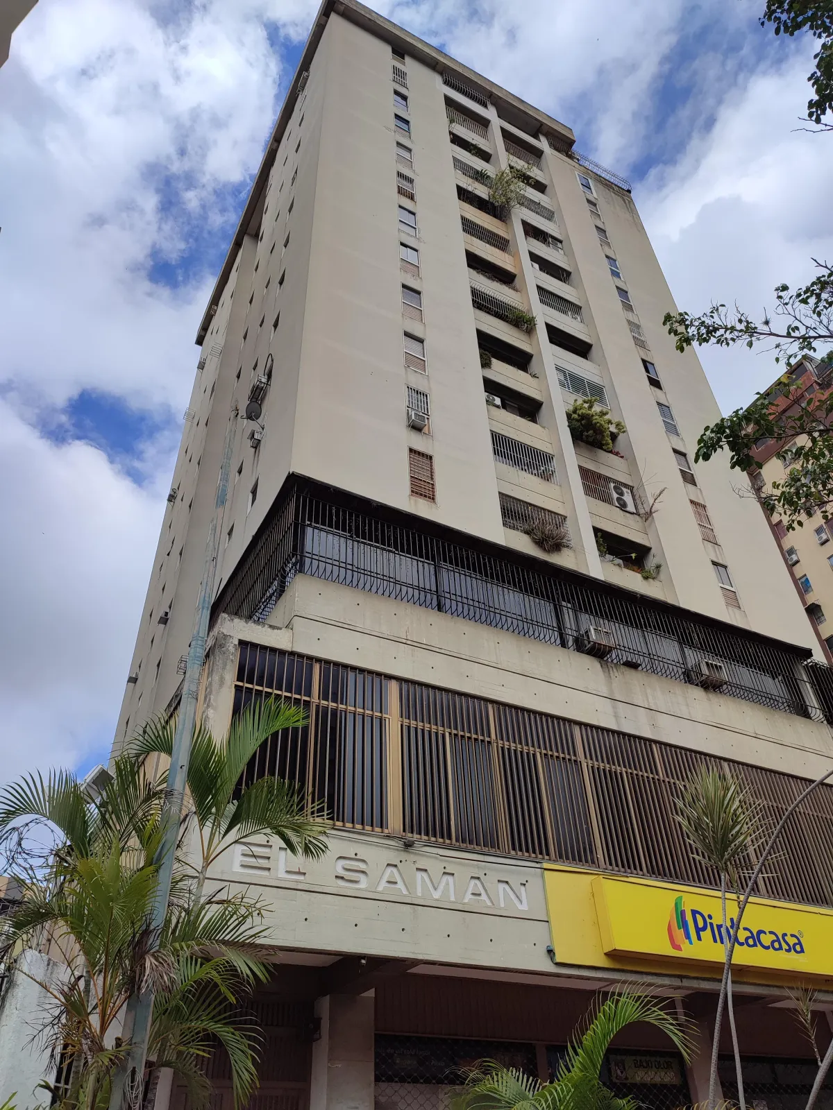 jcastrorealty.com/bienesraices