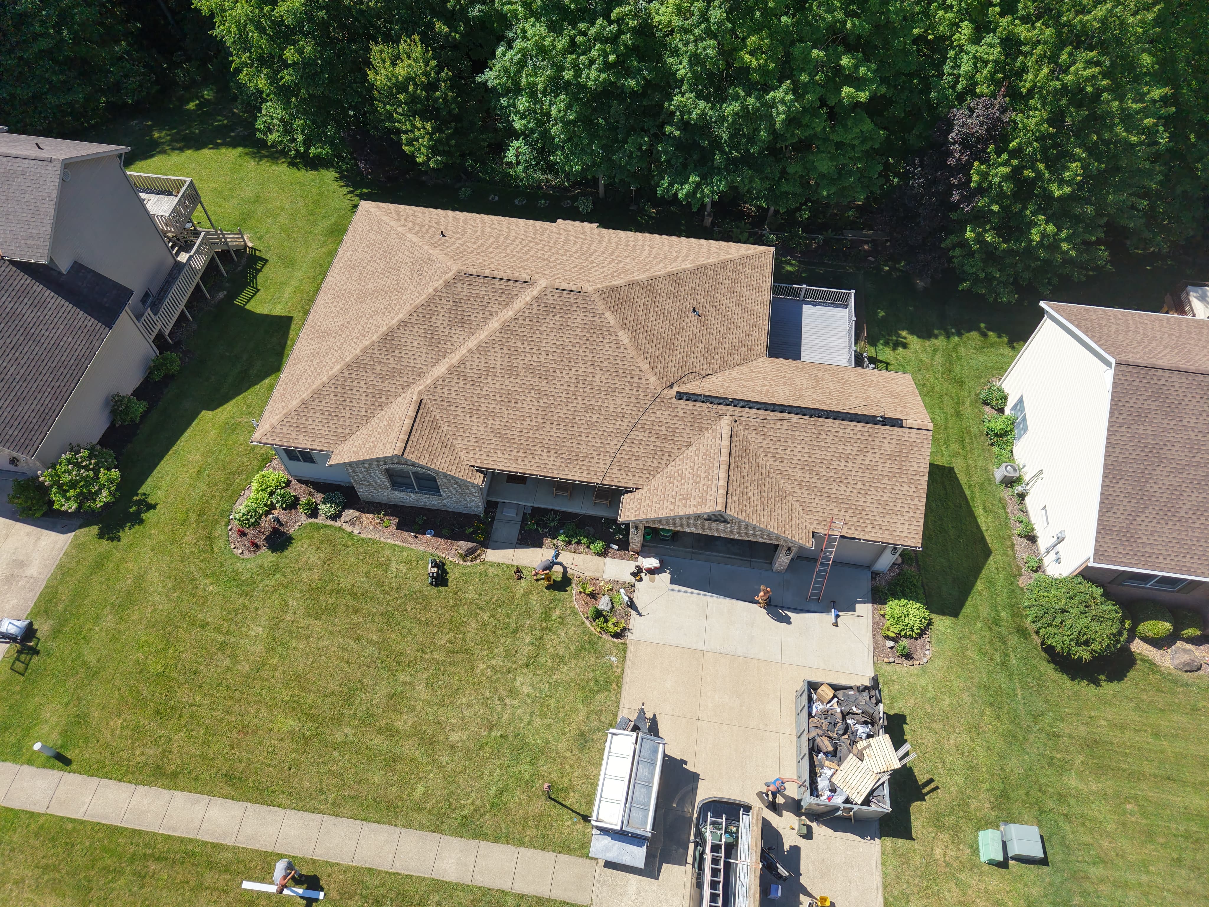 A new lifetime architectural roof installed by Weikles Roofing serving all of Ashland and Richland County.