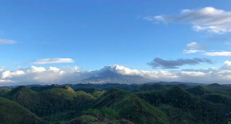 Siargao surf and slow travel route