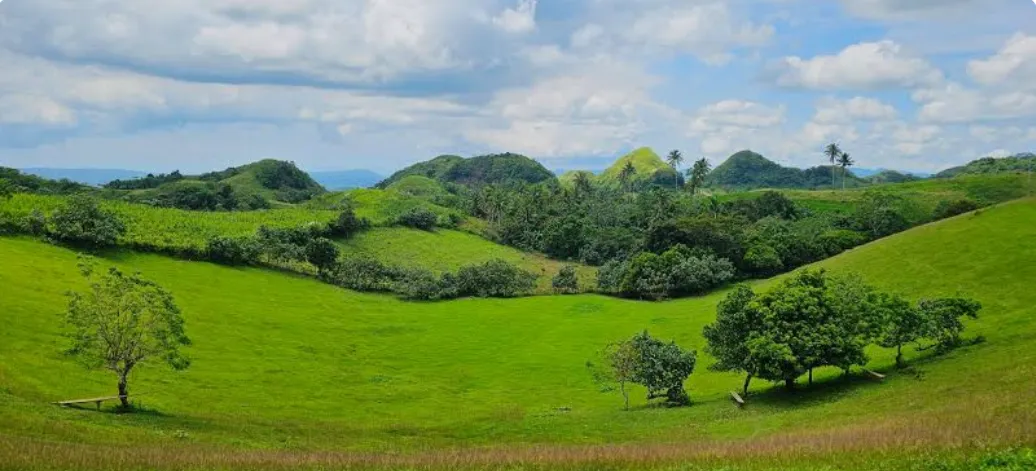 Sunrise over Mayon Volcano from Tigbao Highlands viewpoint