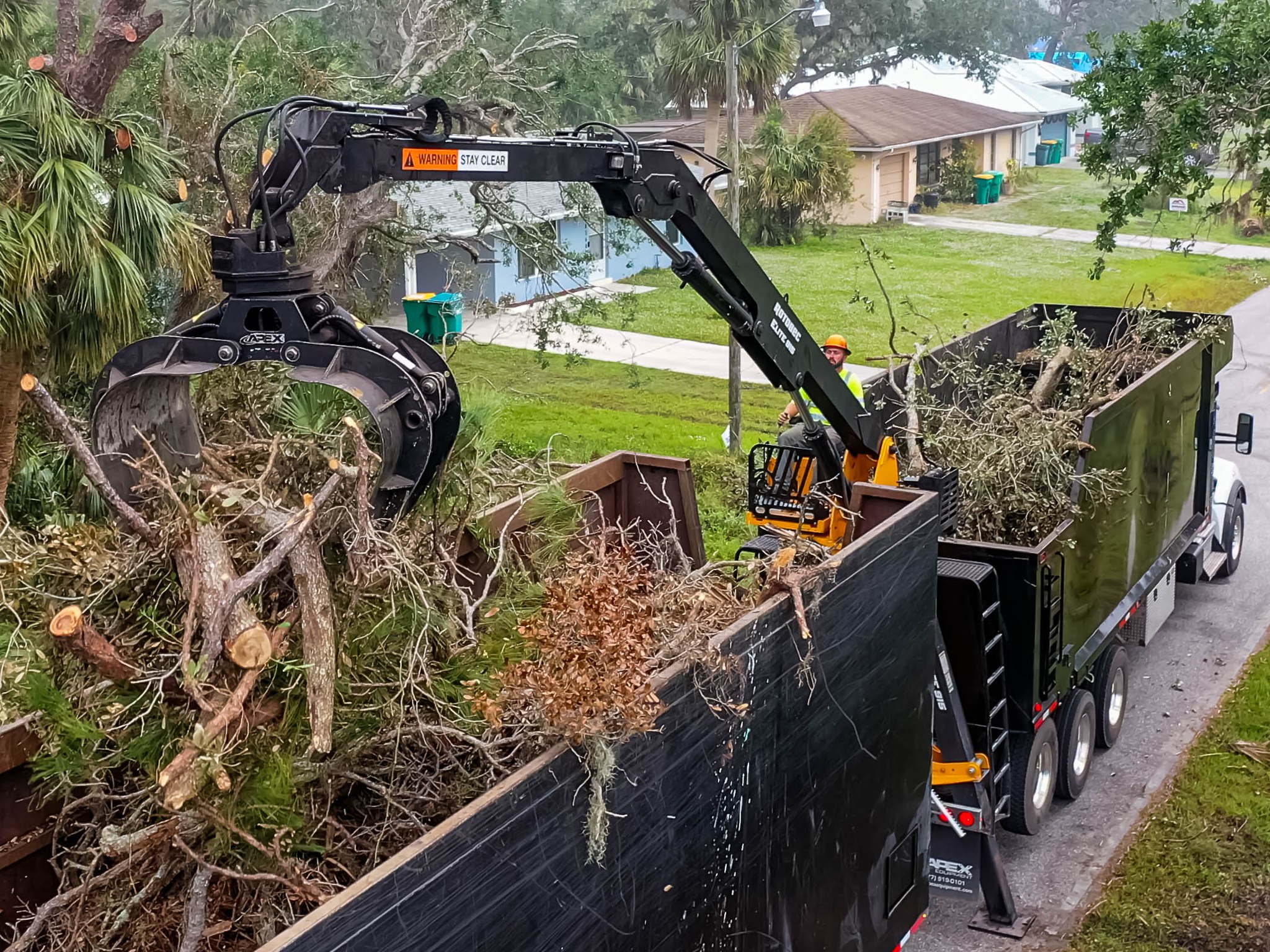 40 Yard Roll Off Dumpster with Stairs