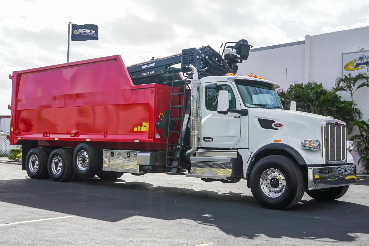 Josh, CDL driver at Clean Slate and former oil field worker, expertly delivers dumpsters with our Peterbilt and Mack trucks across Lubbock.
