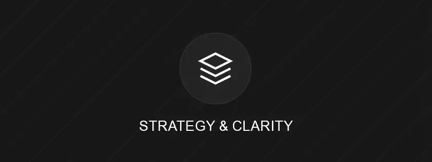 Icon representing strategy and clarity with layered design elements on a dark background.