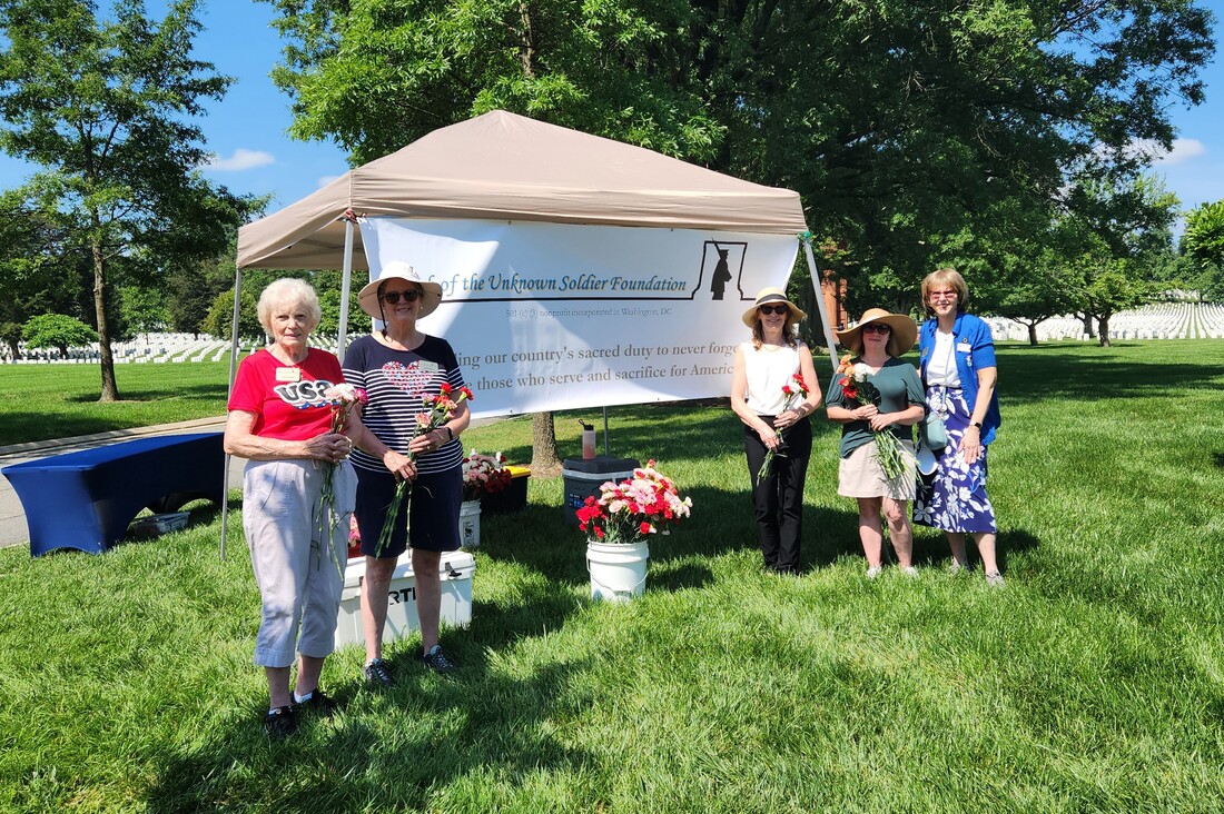Volunteers at the Flowers of Remembrance event
