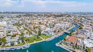 Composite waterfront deck on Naples Island