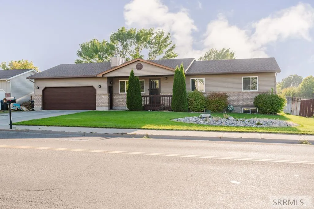 Idaho Falls Concrete builds and installs Driveway