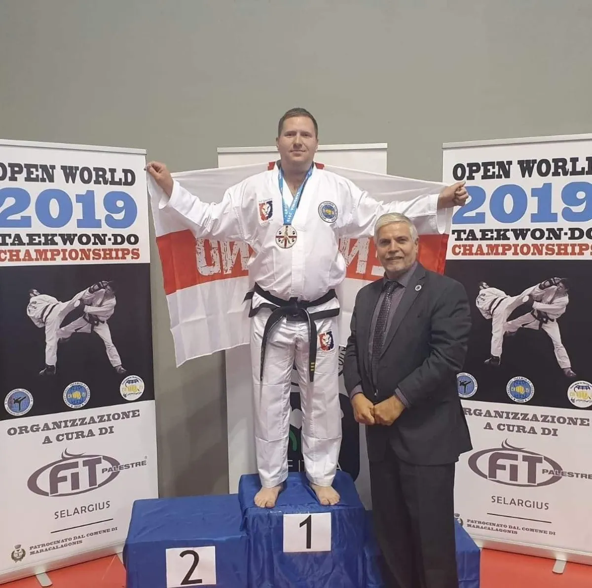 Chief Instructor Aaron Bannister ITFU World Breaking Champion 2019